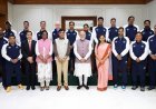पीएम मोदी  ने पेरिस ओलंपिक 2024 के लिए रवाना होने वाले भारतीय दल से बातचीत की