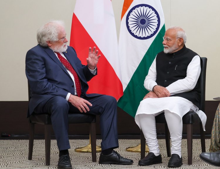 प्रधानमंत्री मोदी ने नोबेल पुरस्कार विजेता एंटोन जेलिंगर से की मुलाकात