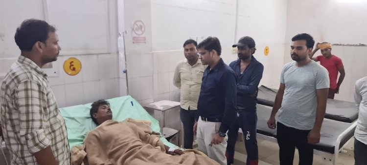 इटावा में आकाशीय बिजली गिरने से एक किसान समेत एक दर्जन मवेशियो की मौत