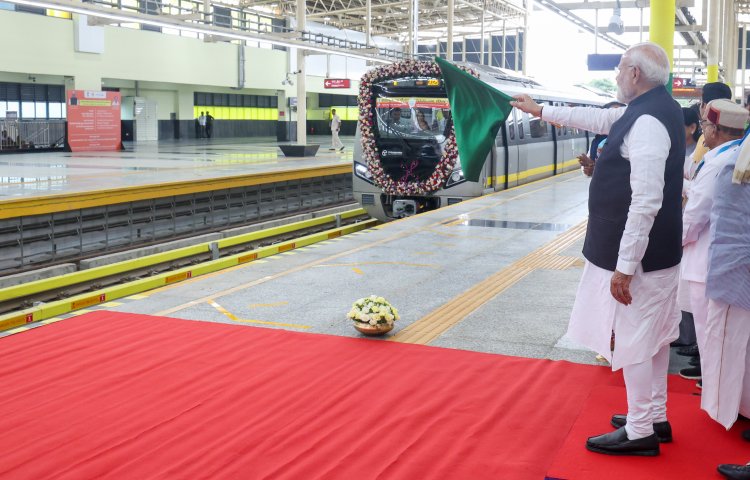 देश को मिली तीन नई वंदे भारत ट्रेन, बेंगलुरु से पीएम मोदी ने दिखाई हरी झंडी