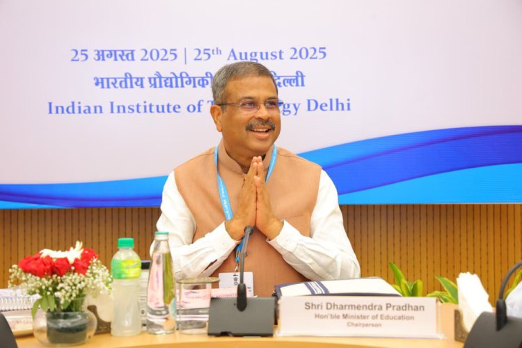 शिक्षा मंत्री धर्मेंद्र प्रधान ने आईआईटी दिल्ली में भारतीय प्रौद्योगिकी संस्थान (आईआईटी) परिषद की 56वीं बैठक की अध्यक्षता की