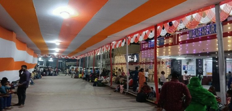 भारतीय रेल छठ पूजा के बाद यात्रियों की सुगम वापसी यात्रा के लिए तैयार; त्योहारी सीजन के बाद अपने कार्यस्थलों पर लौटने वाले यात्रियों की सुविधा के लिए 6,181 विशेष ट्रेनें